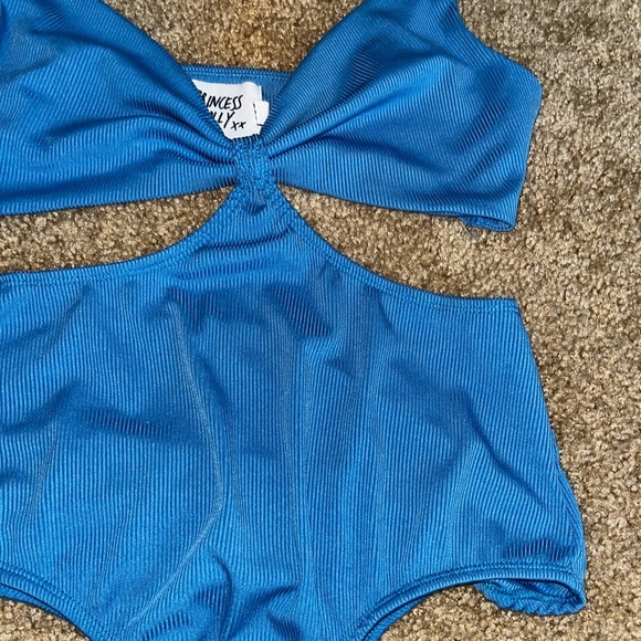 Princess Polly Bodysuit - Picture 2 of 7